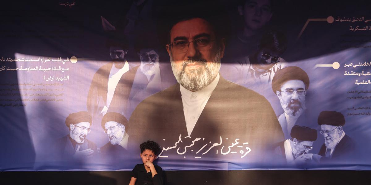 Modzstaba Hamenei ajatollah márciusi megválasztása óta nem jelent meg a nyilvánosság előtt
