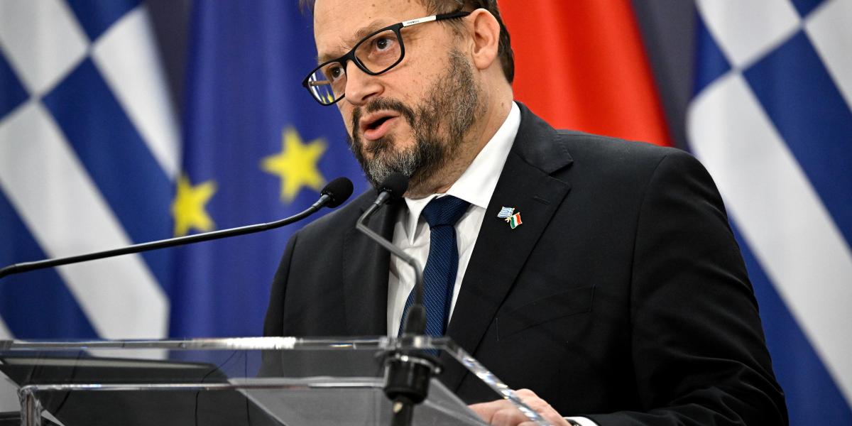 Kármán András pénzügyminiszter