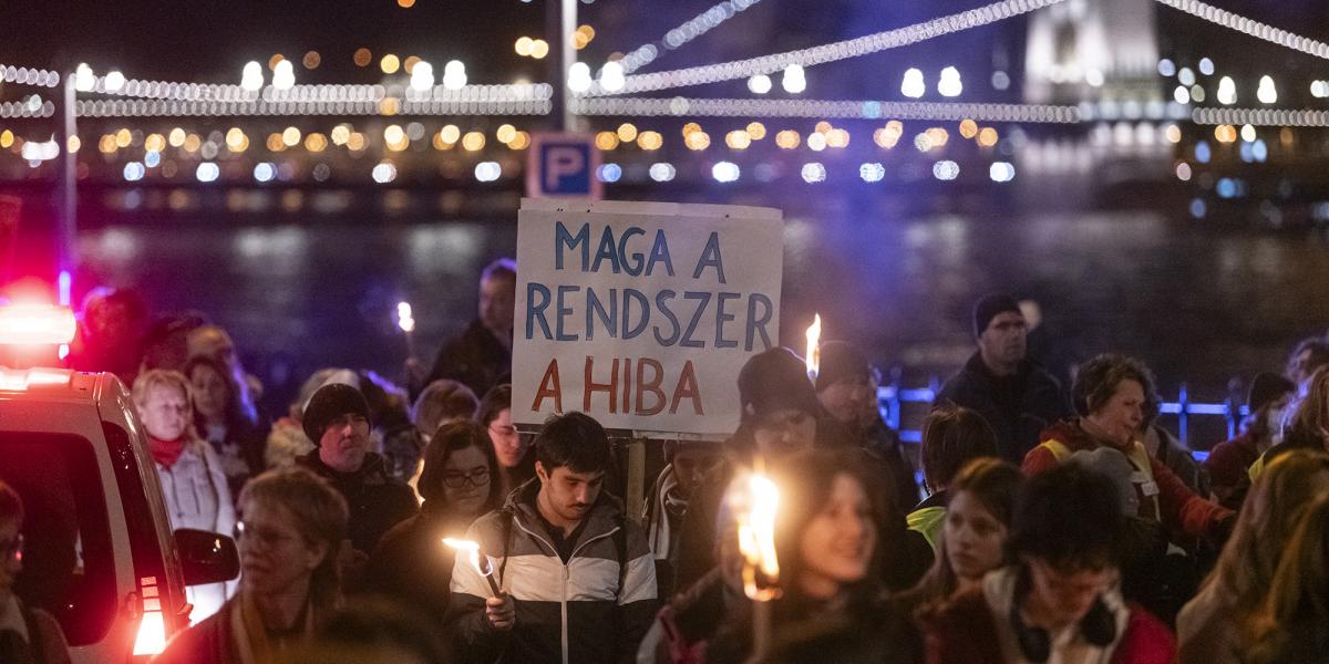 „Ennyi nem elég! El a kezekkel a gyermekektől!”. Tüntetés a gyermekvédelemért 2024. február 21-én