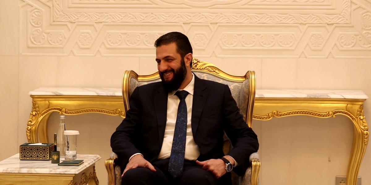Al-Saraa számára a másik jó hír a napokban az volt, hogy az Egyesült Államok a napokban levette a terrorizmust támogató országok listájáról