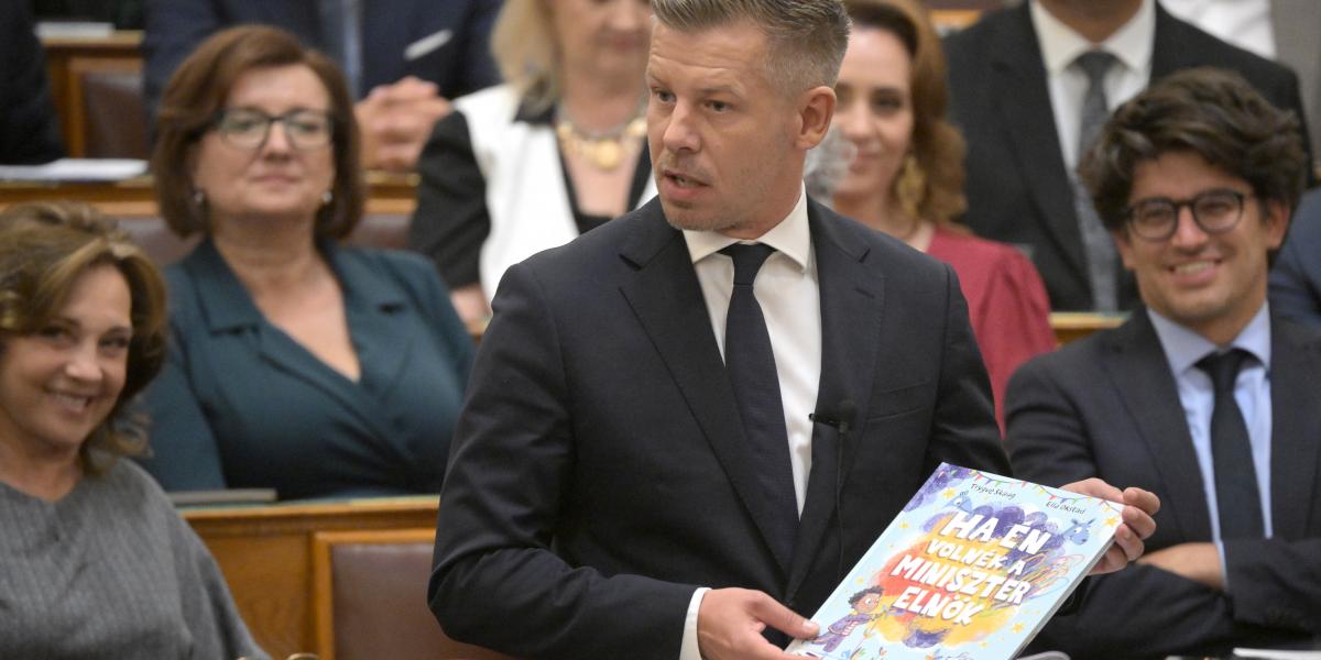 Magyar Péter a Ha én lennék a miniszterelnök című mesekönyvvel