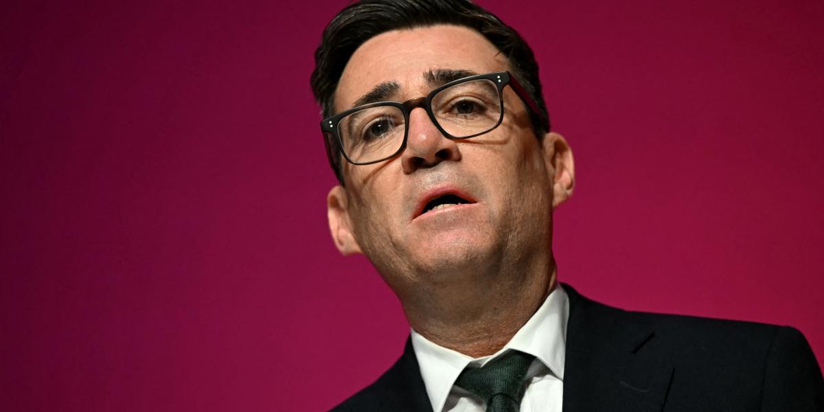 Andy Burnham kormányfő iráni szálat gyanít a háttérben