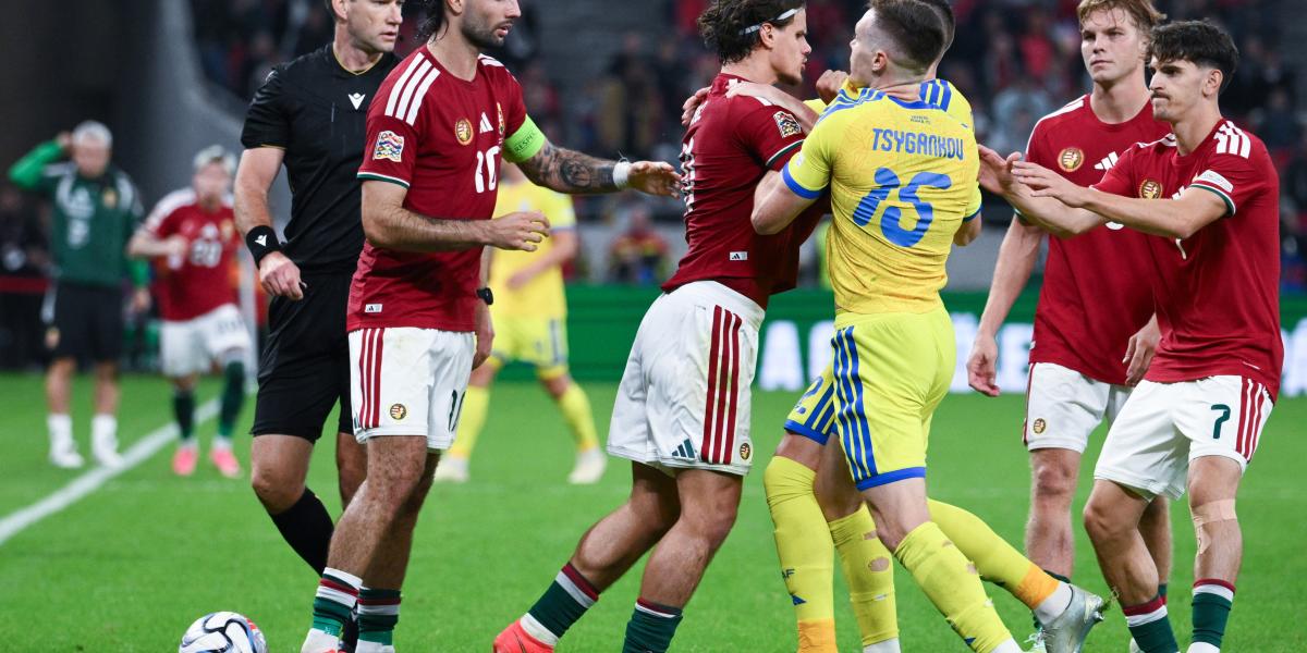 Kerkez Milos és az ukrán Viktor Cigankov a labdarúgó UEFA Nemzetek Ligája Magyarország - Ukrajna nyitómérkőzésén