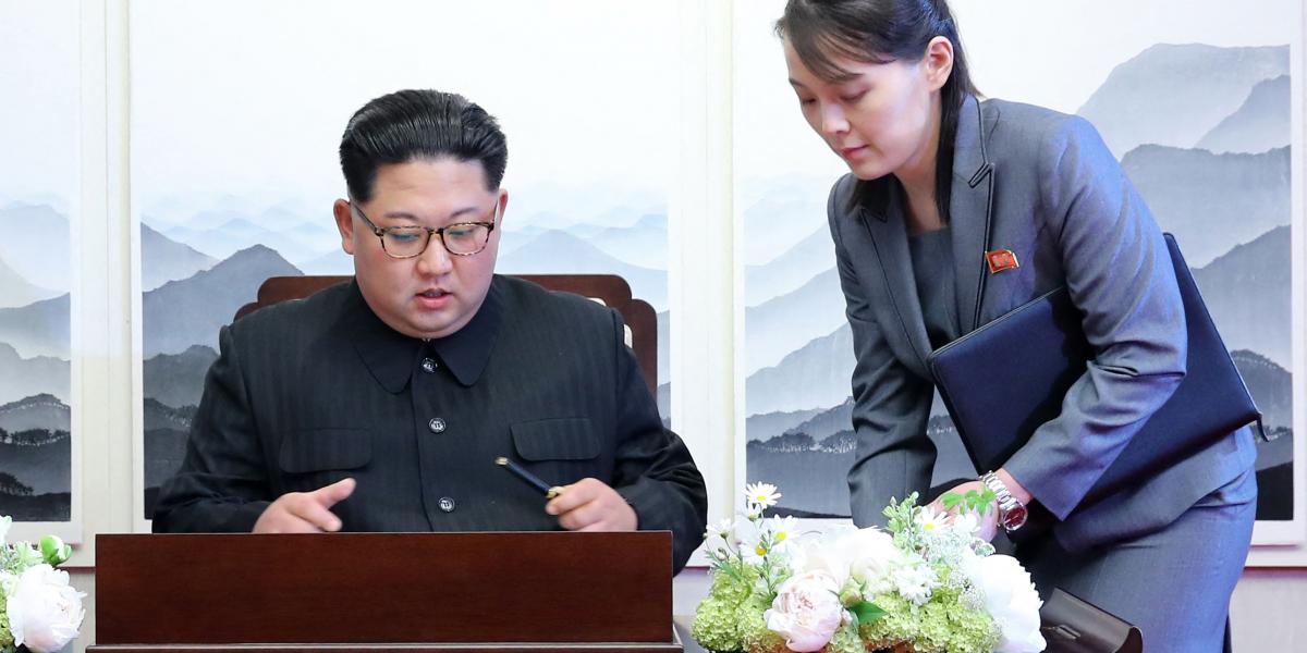 Kim Dzsongun észak-koreai vezető és húga, Kim Jodzsong