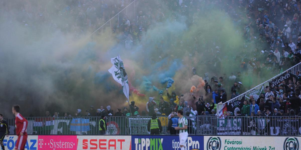 Szurkolás a Puskás Ferenc Stadionban FOTÓ: Népszava