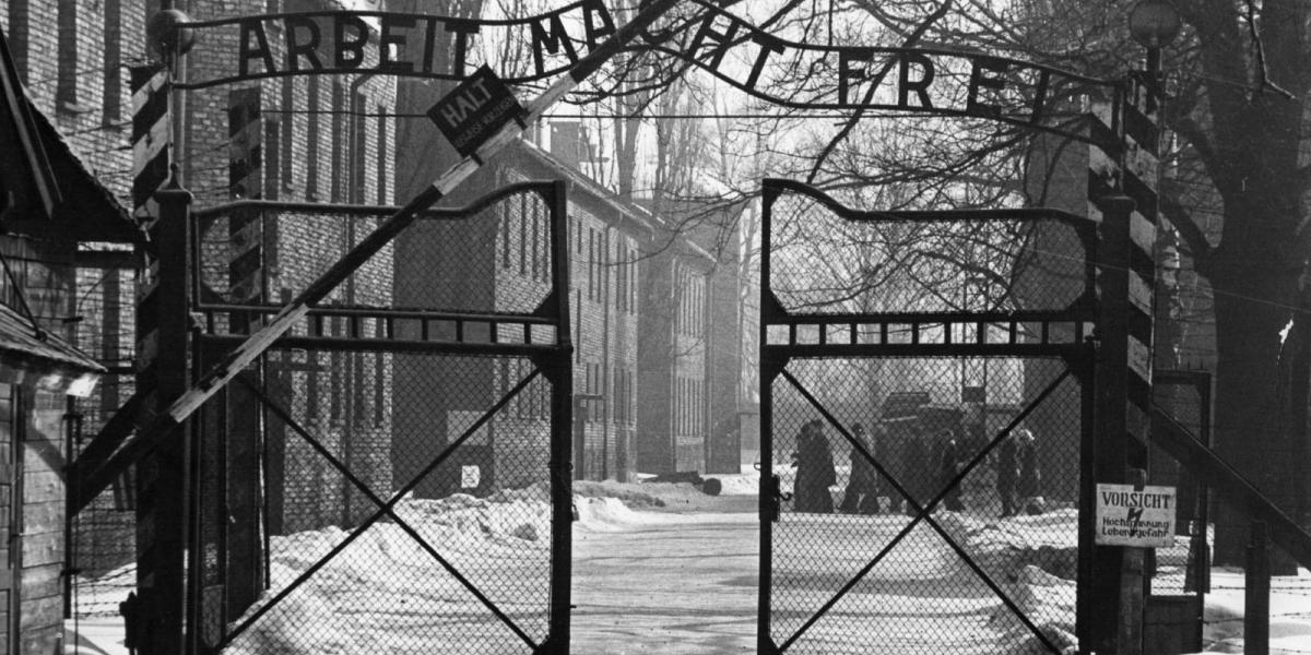 A hírhedt táborkapu. Fotó: Getty Images.