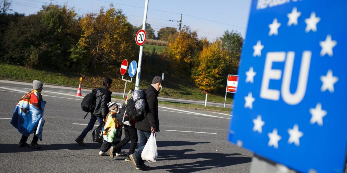 Migránsok az osztrák-szlovén határon. MTI Fotó: Varga György
