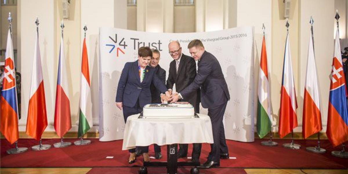 Beata Szydlo lengyel, Orbán Viktor magyar, Robert Fico szlovák és Bohuslav Sobotka cseh miniszterelnök. MTI Fotó: Miniszterelnök