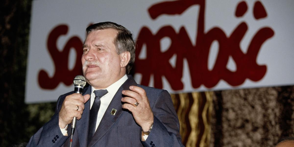 Lech Walesa egy 1990-es felvételen. FOTÓ:  Georges De Keerle/Getty Images