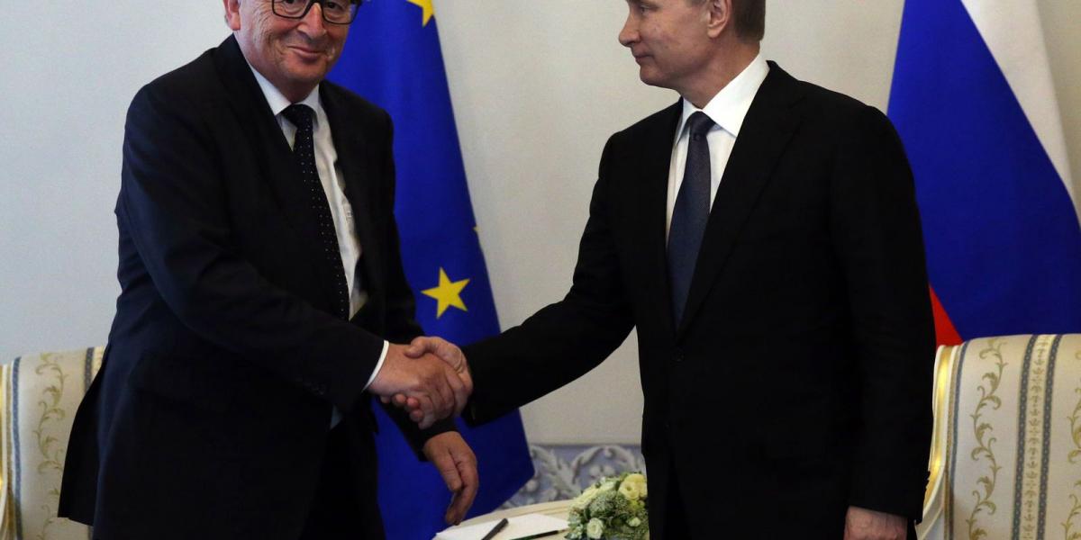 Jean-Claude Juncker az első uniós vezető, aki Putyinhoz látogatott a Krím elcsatolása óta FOTÓ: EUROPRESS/GETTY IMAGES/MIKHAIL S