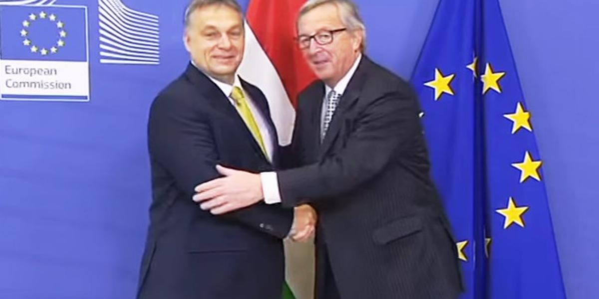 Korábbi felvétel Juncker és Orbán emlékezetes kézfogásáról. Forrás: Youtube