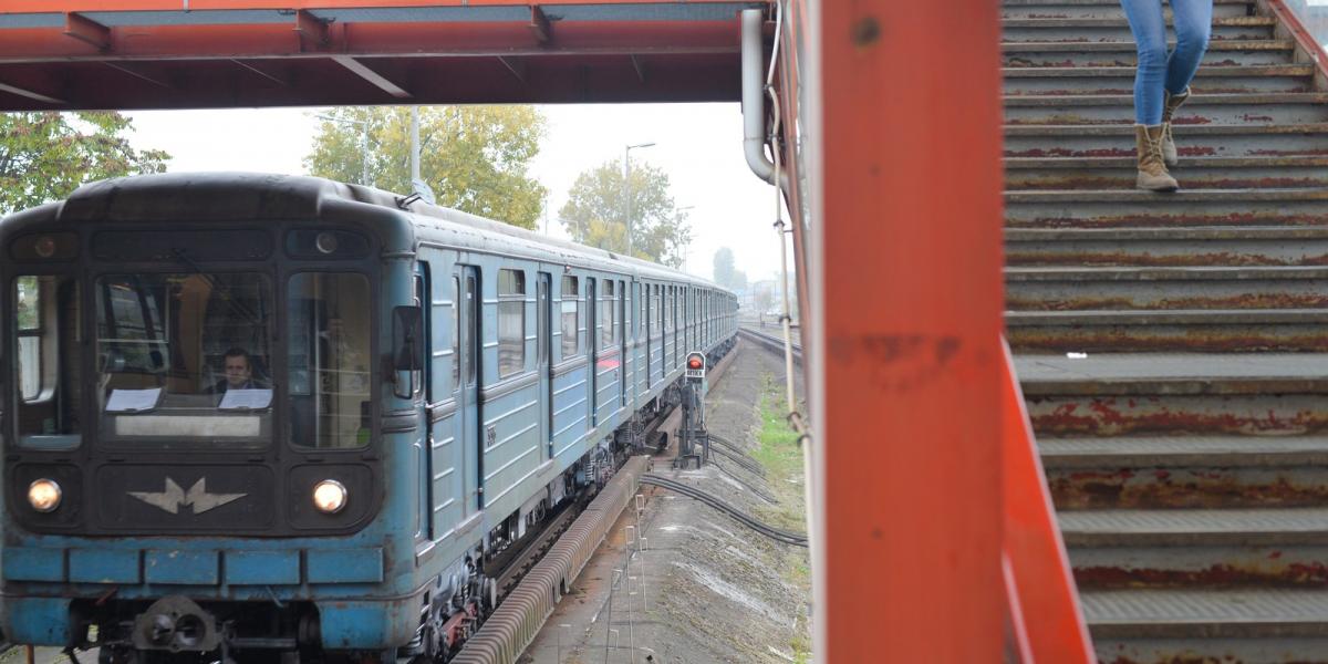 A legkisebb utasbiztonságot veszélyeztető jelre leállítják a 3-as metrót FOTÓ: TÓTH GERGŐ