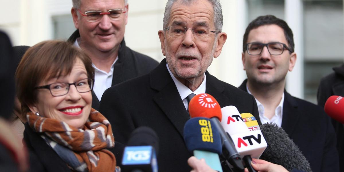 Van der Bellen Bécsben adta le voksát FOTÓ: EUROPRESS/GETTY IMAGES/ALEX DOMANSKI