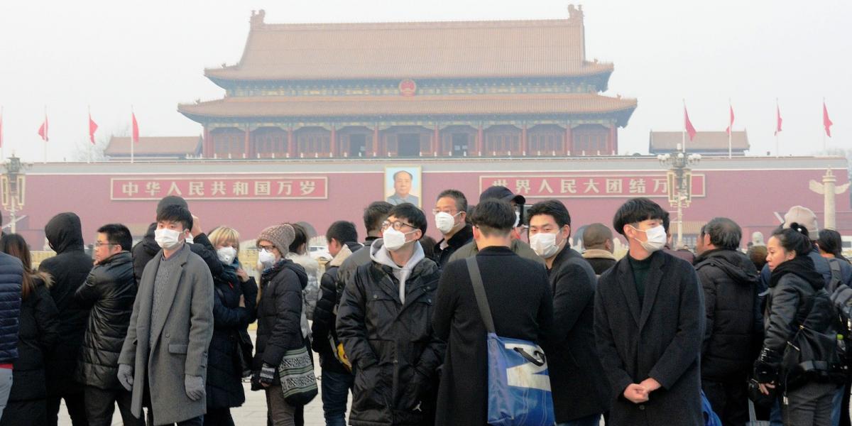 Pekingben már természetes viseletté vált a maszk FOTÓ: EUROPRESS/GETTY IMAGES/VCG