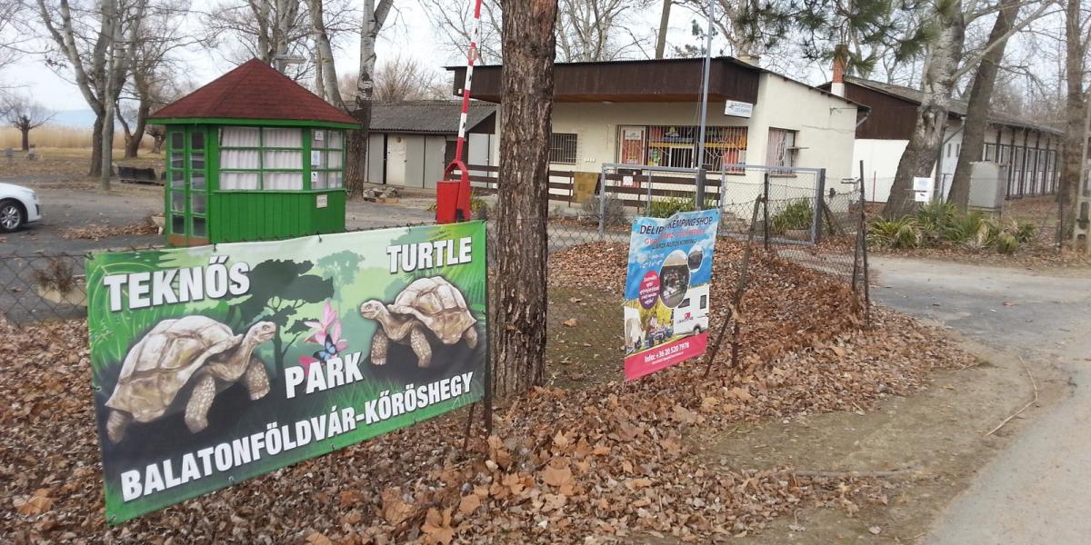 A Lidó az, ami igazi retrókemping a hetvenes évek óta ott felejtett faházaival FOTÓ: NÉPSZAVA