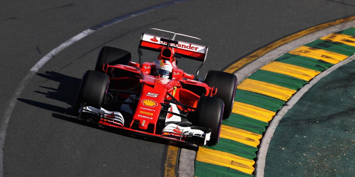 Melbourne - Sebastian Vettel a Scuderia Ferrarival az Ausztrál Nagydíjon  2017 március 26-án - Fotók: Mark Thompson / Getty Imag