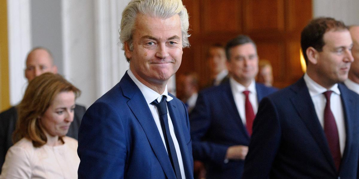 A holland választás nagy vesztese, Geert Wilders mosolya felemásra sikeredett az eredmények ismeretében FOTÓ: EUROPRESS/GETTY IM