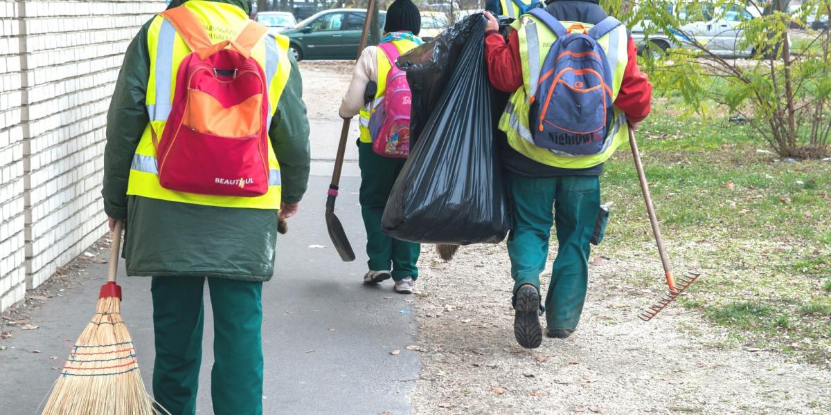 A közmunkás állásokon túl vizionálnak sokezernyi új munkahelyet
Pécs vezetői FOTÓ: MOLNÁR ÁDÁM