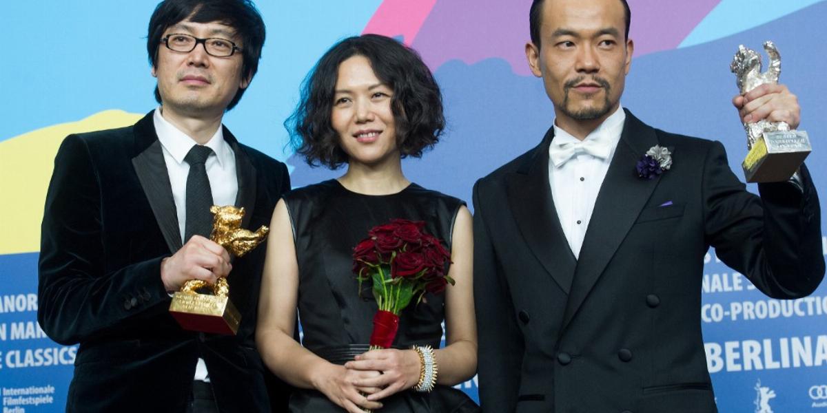 Fődíjasok a Berlinalén: Diao Yinan az Arany Medvével, főszereplője, Liao Fan a színészi Ezüst Medvével FOTÓ: EUROPRESS/GETTY IMA