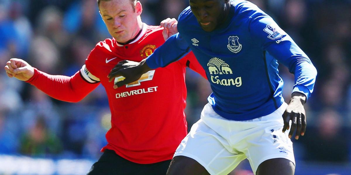 MEZT CSERÉLNEK - Rooney kék, Lukaku piros pólóra vált FOTÓ: GETTY IMAGES/ALEX LIVESEY