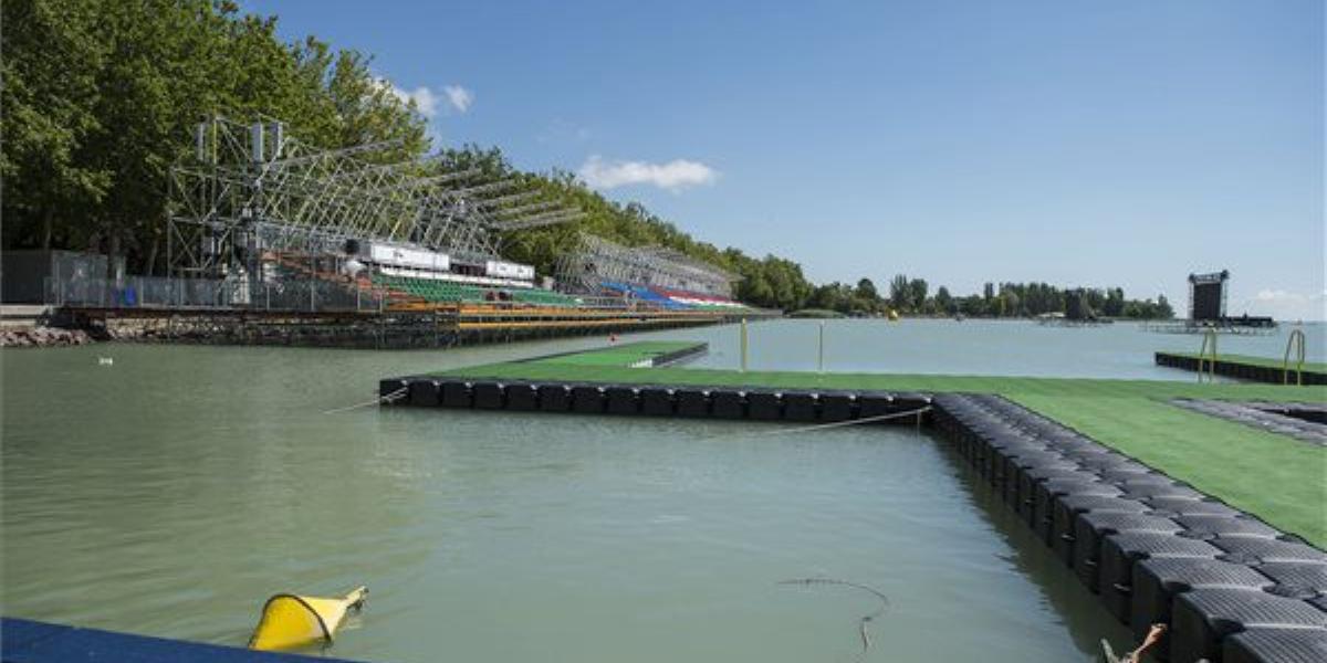 Balatonfüreden is lesz egy szurkolói zóna. MTI Fotó: Bodnár Boglárka