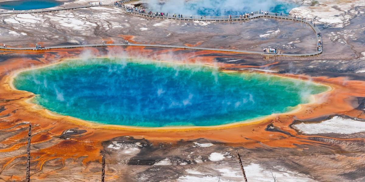 Yellowstoneban az utóbbi 2,1 millió évben három nagy kitörés volt, az utolsó 640 000 éve; ezen időszakon belül ezek voltak a Föl