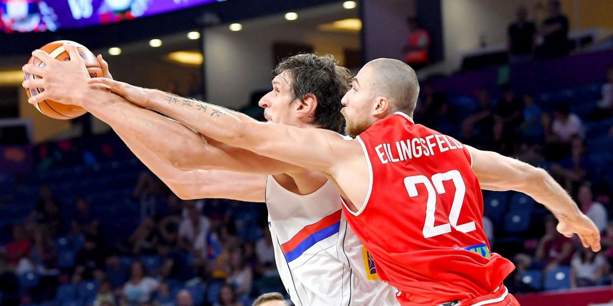 Eilingsfeld János és a szerb Boban Marjanovic MTI Fotó: Czeglédi Zsolt