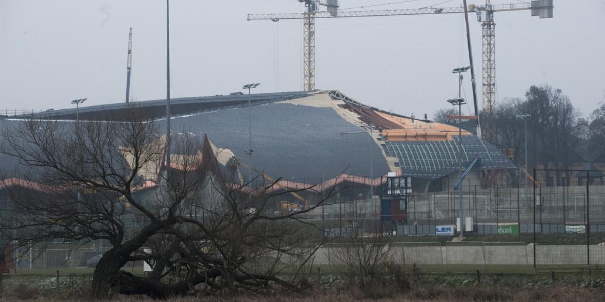 Épül a stadion Felcsúton. FOTÓ: Vajda József