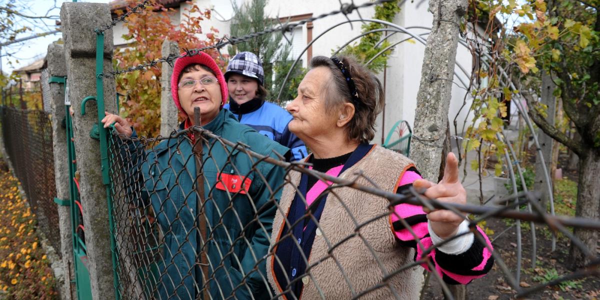 Eszes Istvánné riasztotta a polgármestert a fasírtevő menekült miatt, akit állítja: többször látott ilyet. 