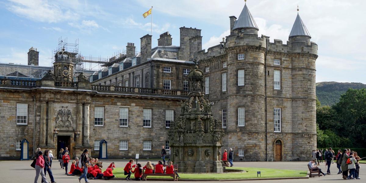 Egyesült Királyság: Holyrood Palace, Edinburg - AFP fotó