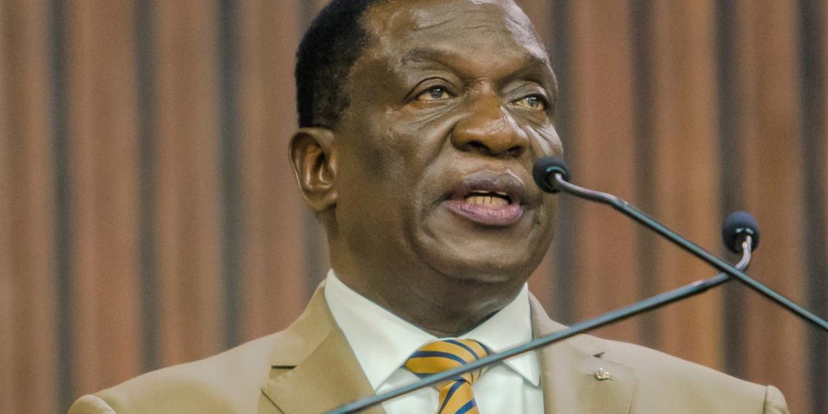 Kérdéses, Mnangagwa valóban új kezdetet jelent vagy elődje politikáját folytatja. FOTÓ: AFP/JEKESAI NJIKIZANA