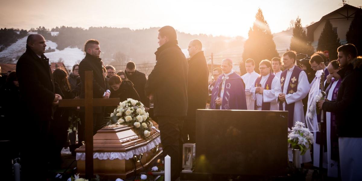 Ján Kuciak és Martina Kusnirova temetése, 2018. március 3. Fotó: VLADIMIR SIMICEK / AFP