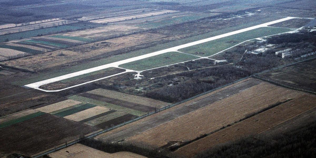 A sármelléki repülőtér (Balaton Airport). Fotó: Wikipédia