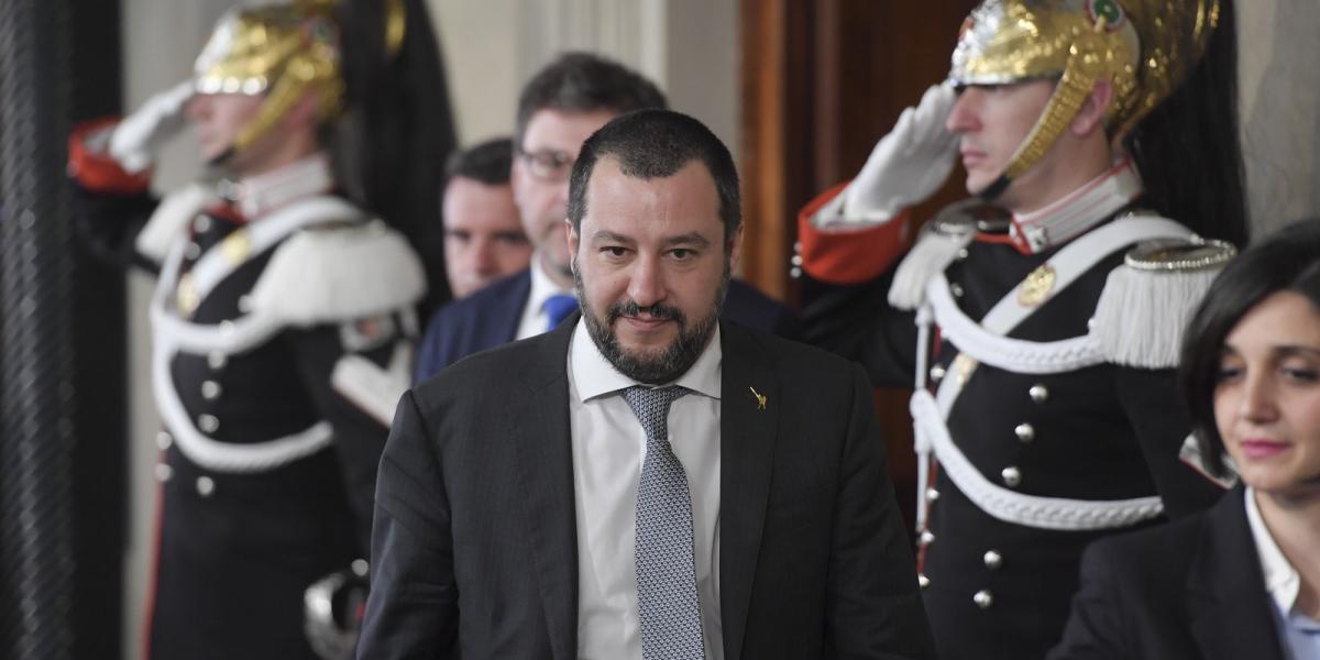 Matteo Salvini, a jobboldali szövetséget vezető Liga miniszterelnök-jelöltje. Fotó: Tiziana FABI / AFP 