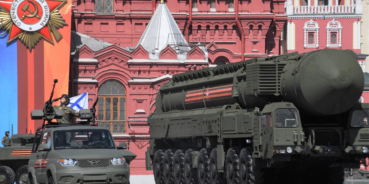 Májusban, a győzelmi napi ünnepségen felvonultatták a fegyverarzenált FOTÓ: AFP/GRIGORIY SISOEV