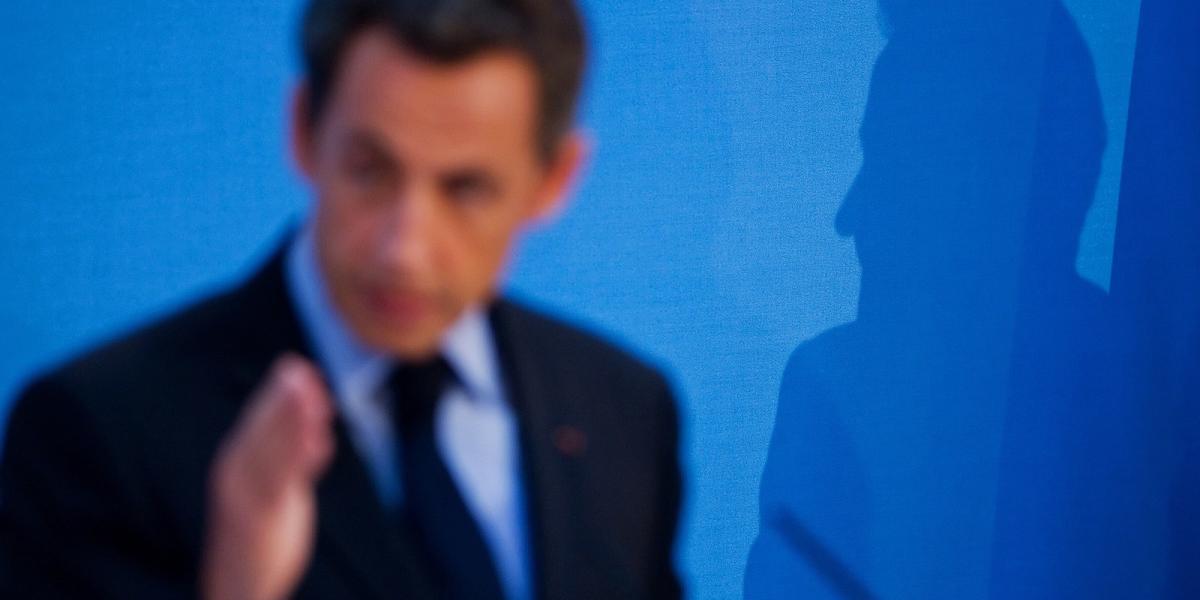 Egy homályosabb Nicolas Sarkozy francia exelnök ügye, de ettől még könnyen lehet, hogy végleg befellegzett politikai karrierjéne