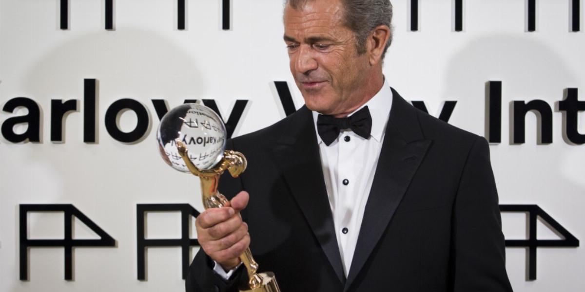 Mel Gibson a Kristály Glóbusszal FOTÓ: EUROPRESS/GETTY IMAGES/MATEJ DIVIZNA