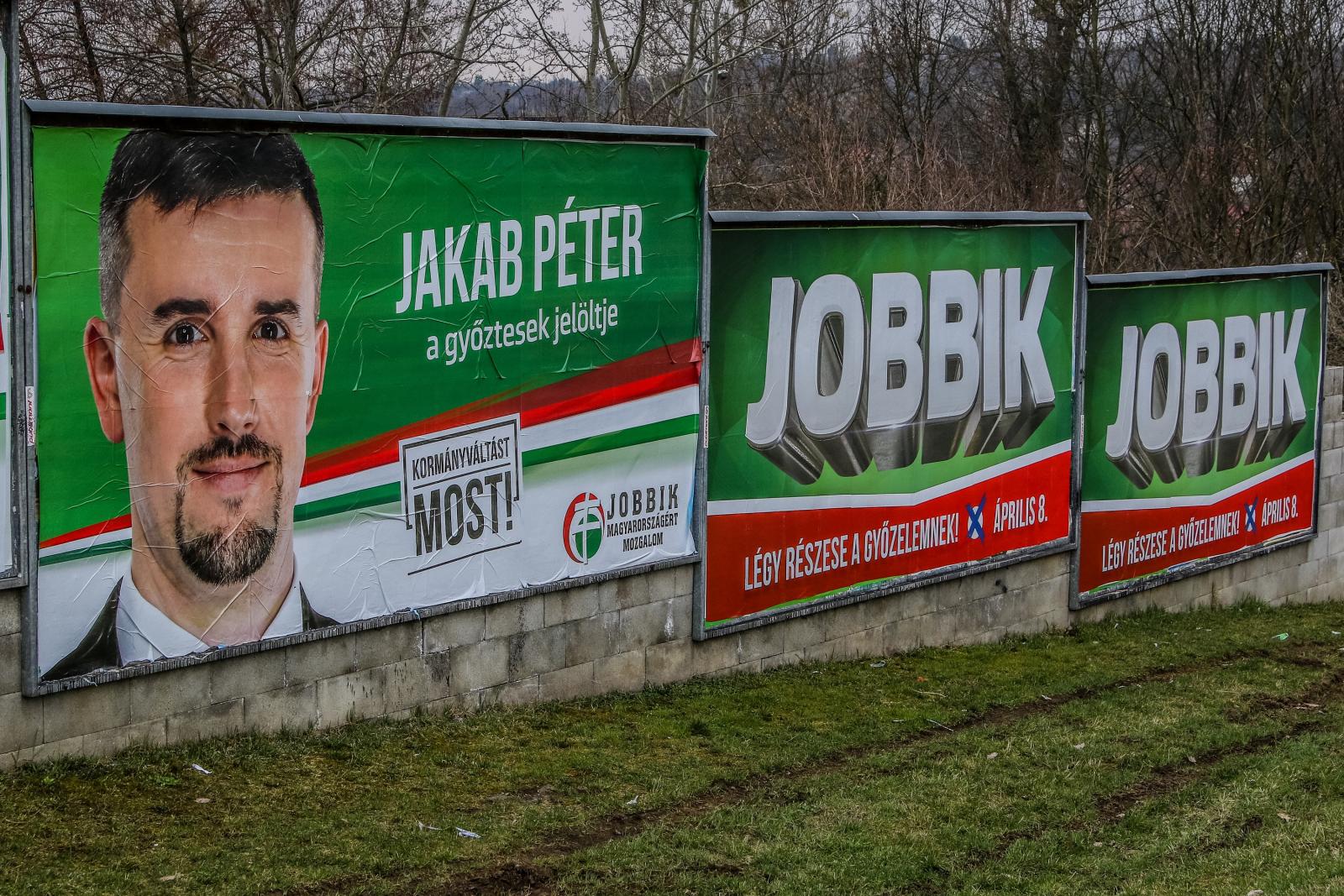 Jobbikos plakátok az idei kampányban