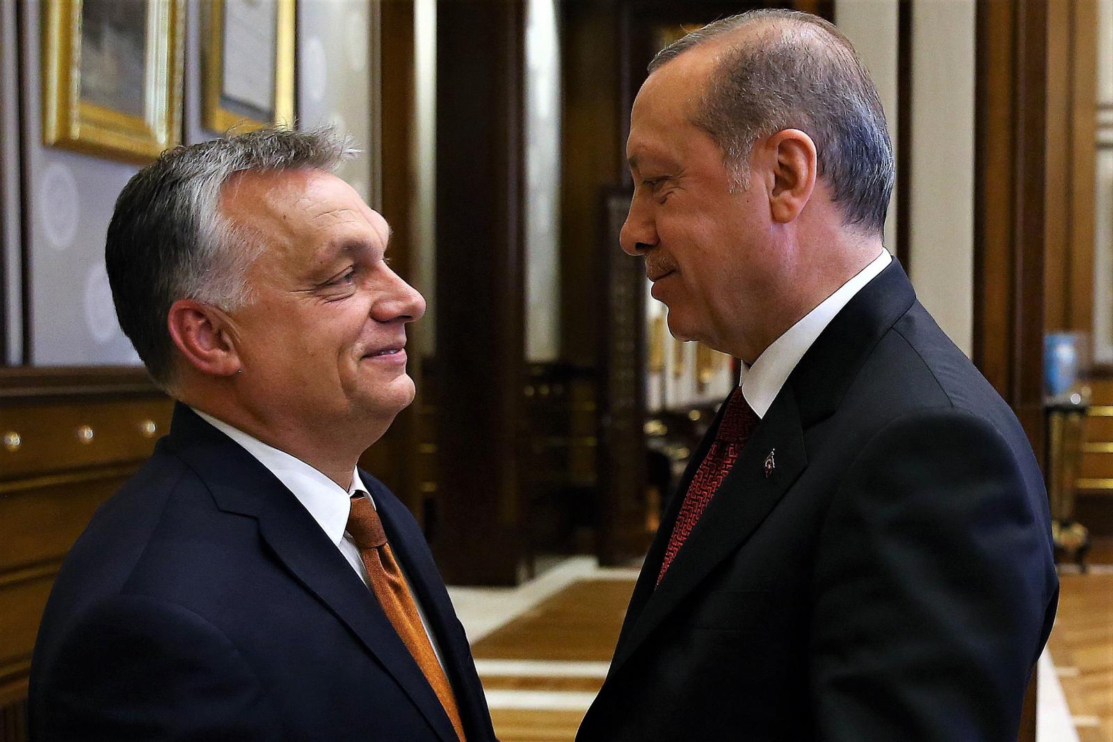 Orbán és Erdogan tavaly nyáron, Ankarában.