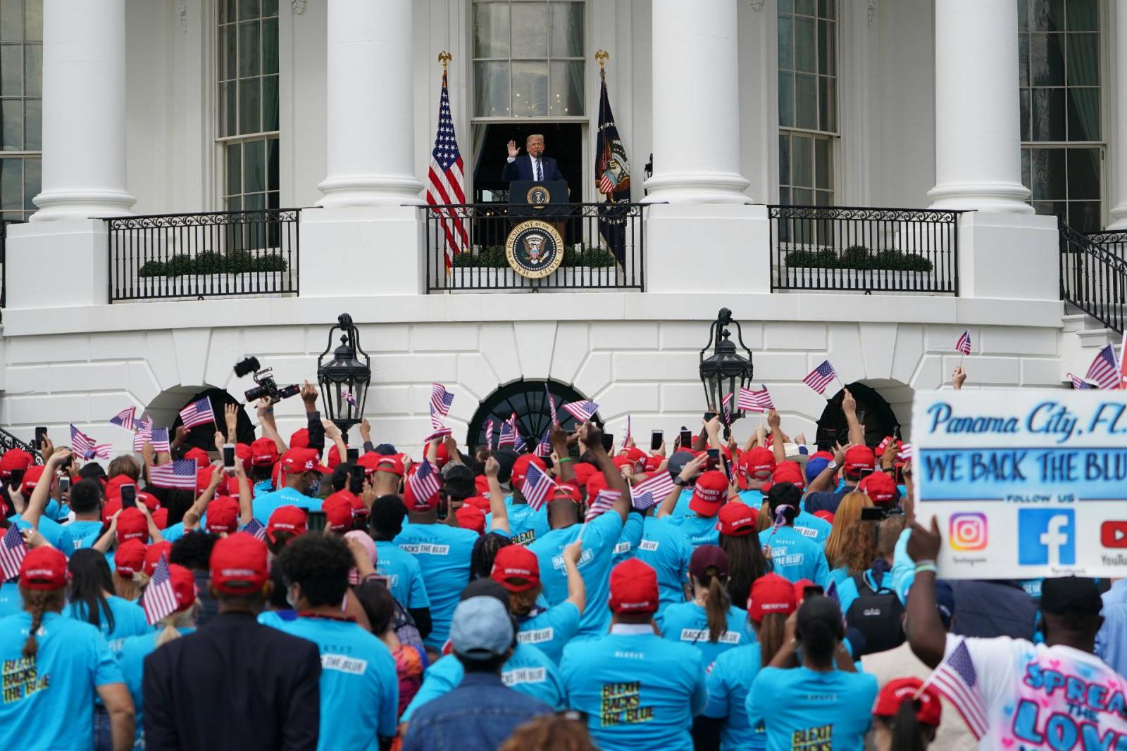 Trump első nyilvános szereplését hívei előtt tartotta.