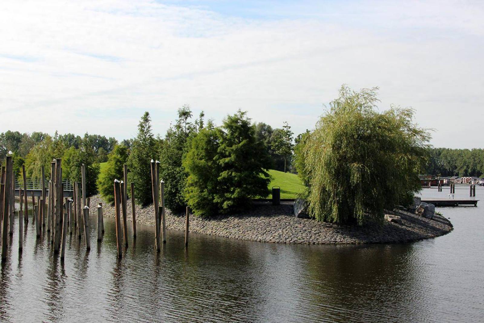 Az amszterdami példa, a Schinkeleilanden Park