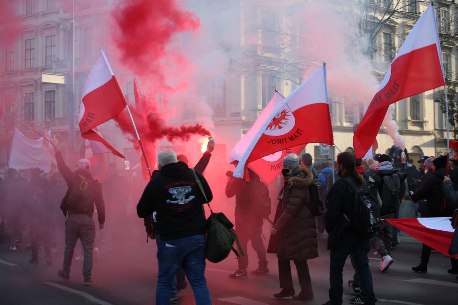 Bécsben is dühösek voltak a tüntetők