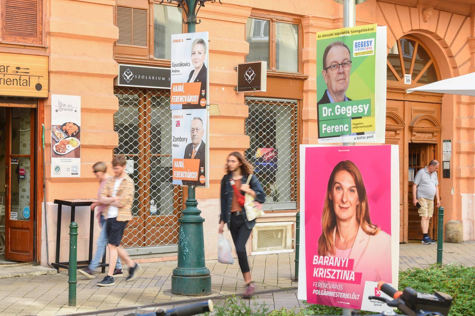 Fent Gegesy Ferenc, lent Baranyi Krisztina. Izgalmas mezőny