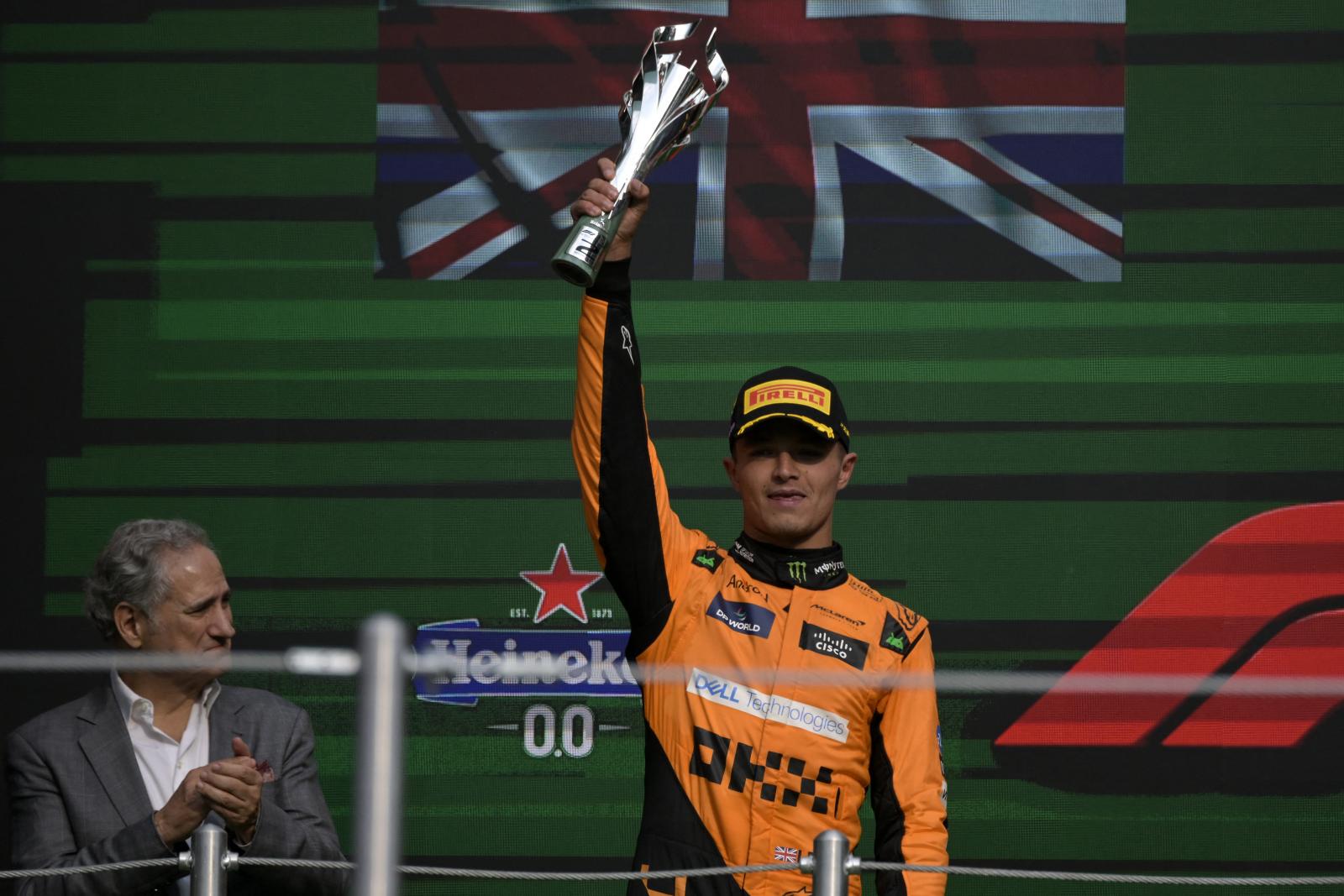 Lando Norris csökkentette hátrányát a címvédővel szemben