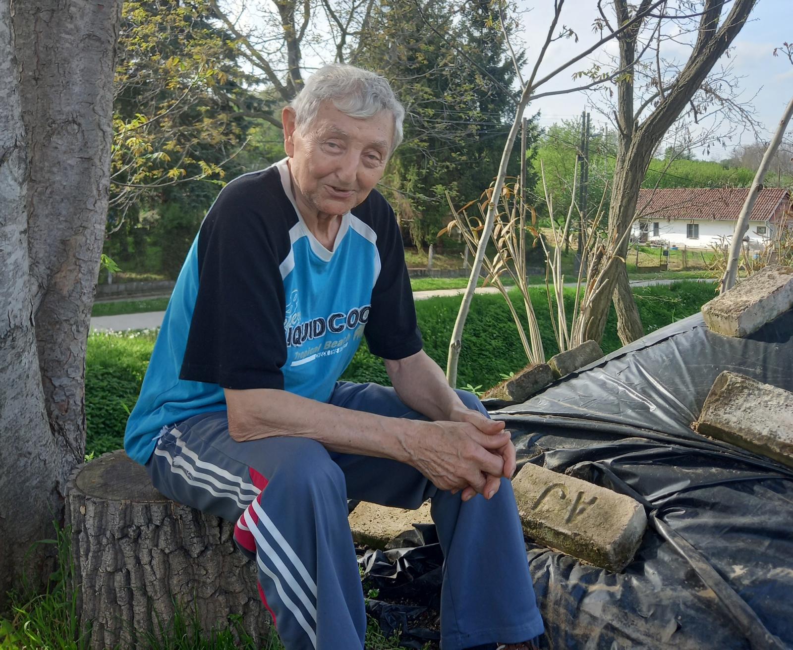 Pfaff Ferenc nem tudja, mi a jó válasz, de hisz a kormánypártnak
