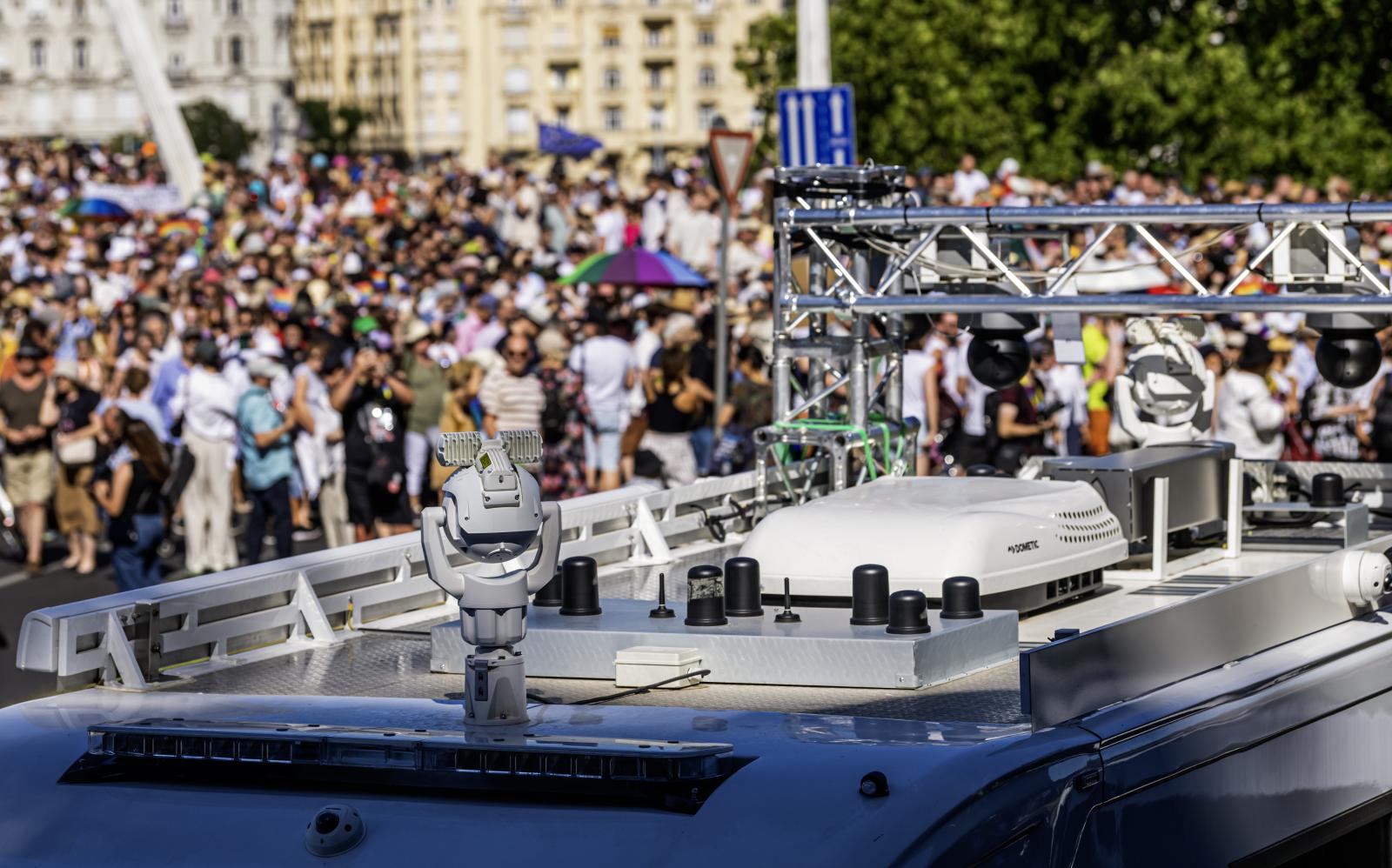 Orbán Viktor arra célozgat, hogy az arcfelismerő rendszer segítségével mindenkit megbüntetnek