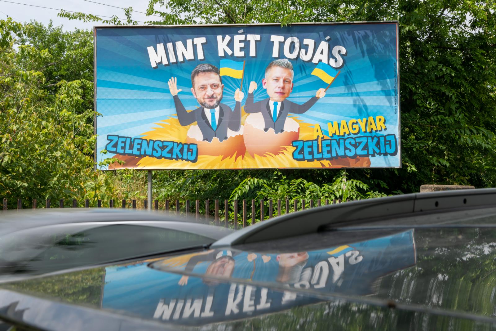 A kormány új propagandaplakátjai