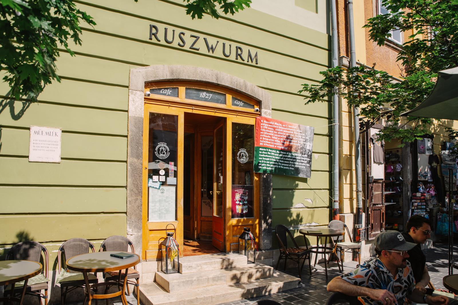Egy korszak vége. Bezárt a Korona és a Ruszwurm