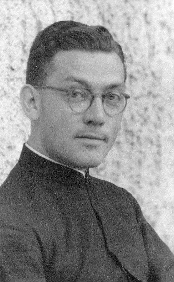 Bulányi György
1952 augusztusában,
amikor
kilenc társával
együtt letartóztatták