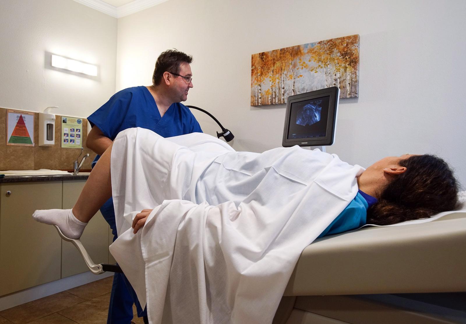 A 18 és 45 év közötti korosztály heteró párjainak nagyjából ötöde meddő